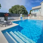 Vinovac By Interhome Casa de Férias *