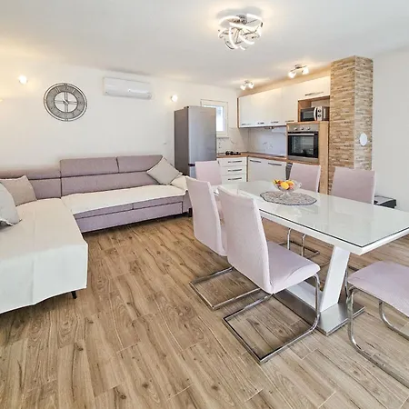 Vinovac By Interhome *