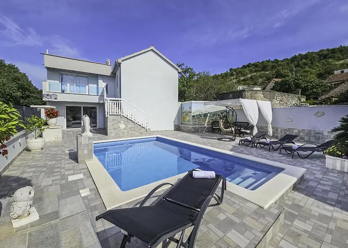 Vinovac By Interhome * 피로바츠